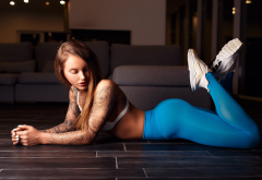 sveta grashchenkova, tanned, ass, tattoo, pantyhose, sneakers, sexy ass, sporty wallpaper
