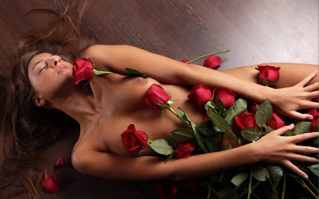 1920x1200 pix. Wallpaper maria ryabushkina, roses, flowers, tits, tanned, brunette