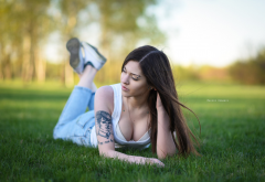 grass, sneakers, tattoo, pants, jeans, boobsm brunette wallpaper