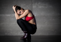 model, squatting, maria demina, brunette, pants, red bra wallpaper