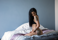 lingerie, black bra, tattoo, ass, kneeling, in bed, pillow, black hair wallpaper