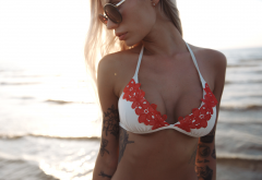 sunglasses, blonde, bikini top, inked girls, sea, beach, tattoo, busty wallpaper