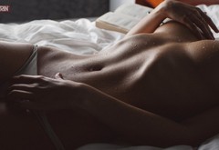 boobs, lingerie, water, body, girl, nude, naked, bed, drops, tummy, waist, kniga, mavrin, vlaga wallpaper